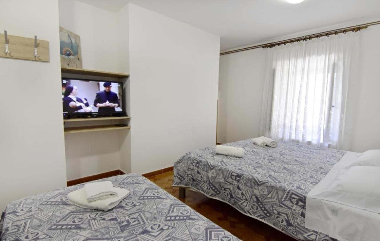 Apartmenst Saban 1709 Murine Esterno foto
