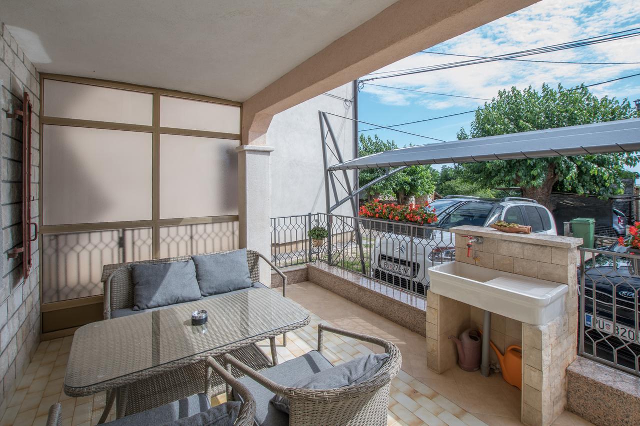 Apartmenst Saban 1709 Murine Esterno foto