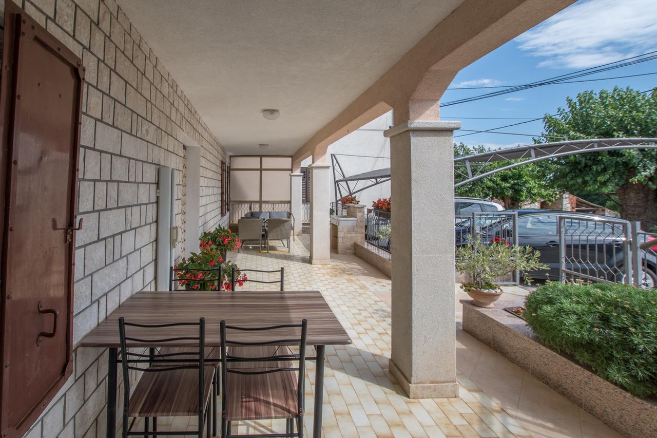 Apartmenst Saban 1709 Murine Esterno foto