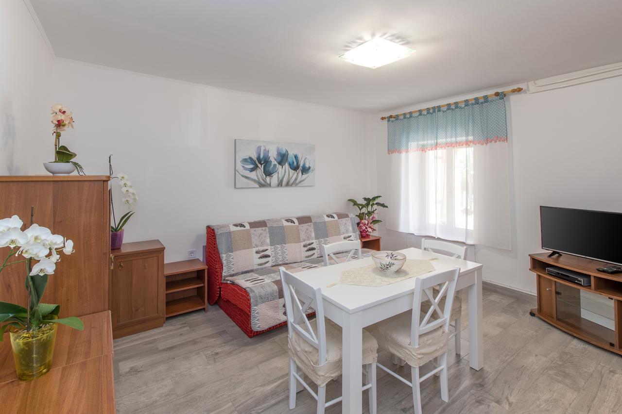 Apartmenst Saban 1709 Murine Esterno foto